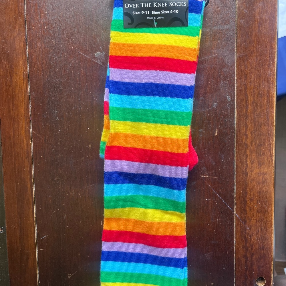 Red and Orange Casual Socks with Vibrant Stripes